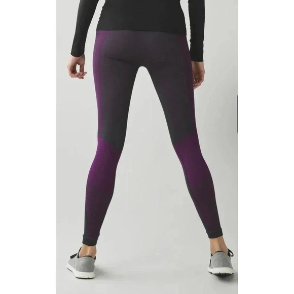 Lululemon NWOT’s About That base tight leggings. Size 2 - Picture 5 of 9